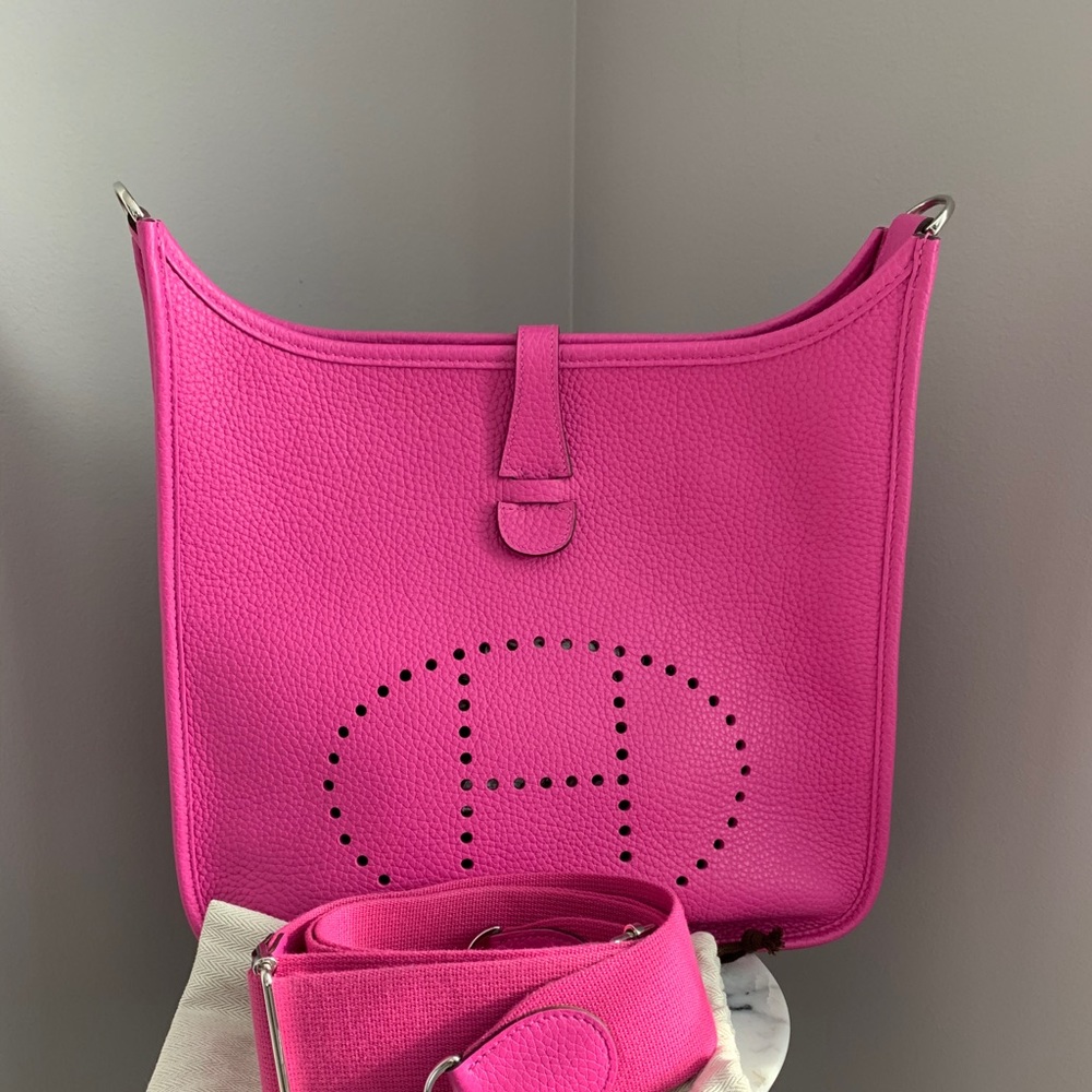 Hermes | Evelyne PM Magnolia Crossbody Bag - Picture 1 of 8